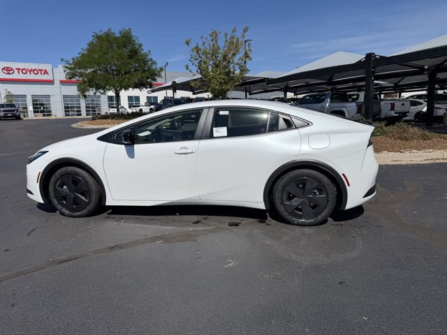 New 2027 Toyota Prius Plug-In Hybrid FWD image 3