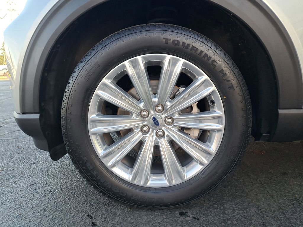 Used 2020 Ford Explorer Limited w/ Class III Trailer Tow Package image 29