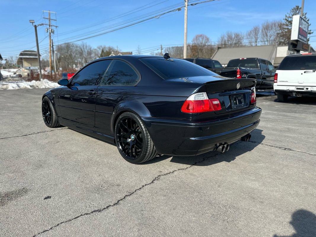 Used 2004 BMW M3 Coupe image 3