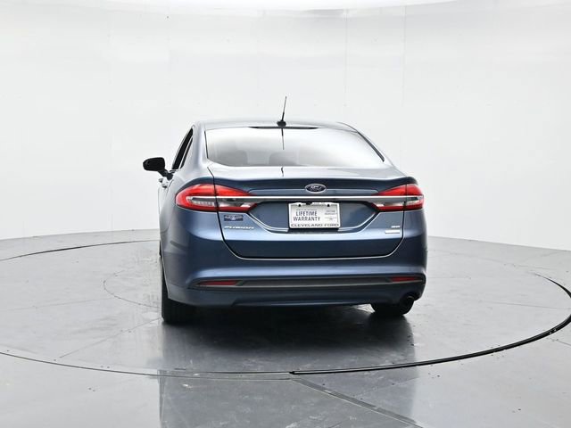 Used 2018 Ford Fusion SE image 8