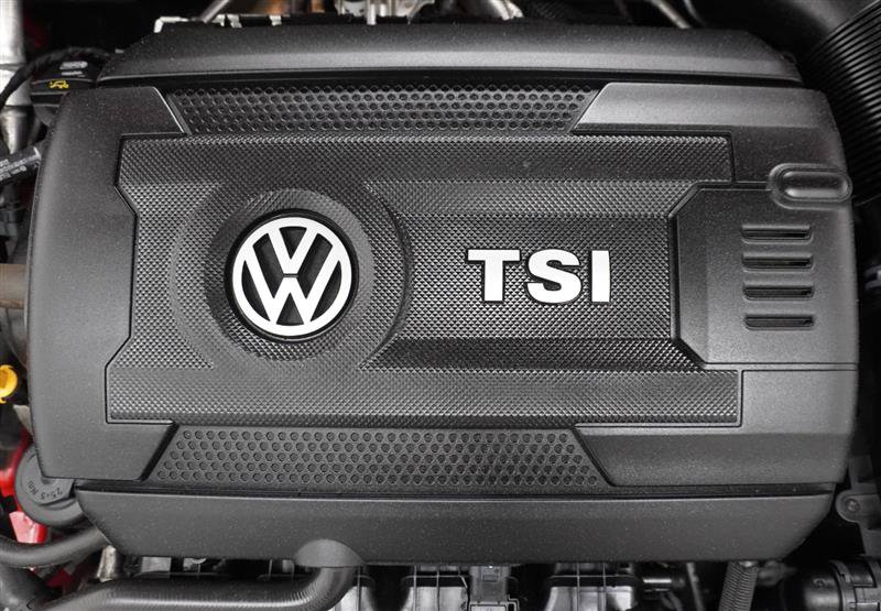 Used 2017 Volkswagen Golf Wolfsburg Edition FWD image 29