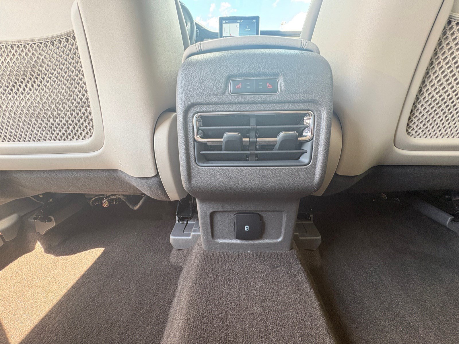 Certified 2022 Lincoln Corsair AWD w/ Premium Package image 17