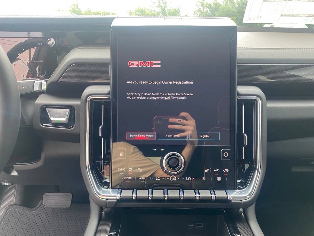 New 2026 GMC Yukon Elevation AWD/4WD image 15
