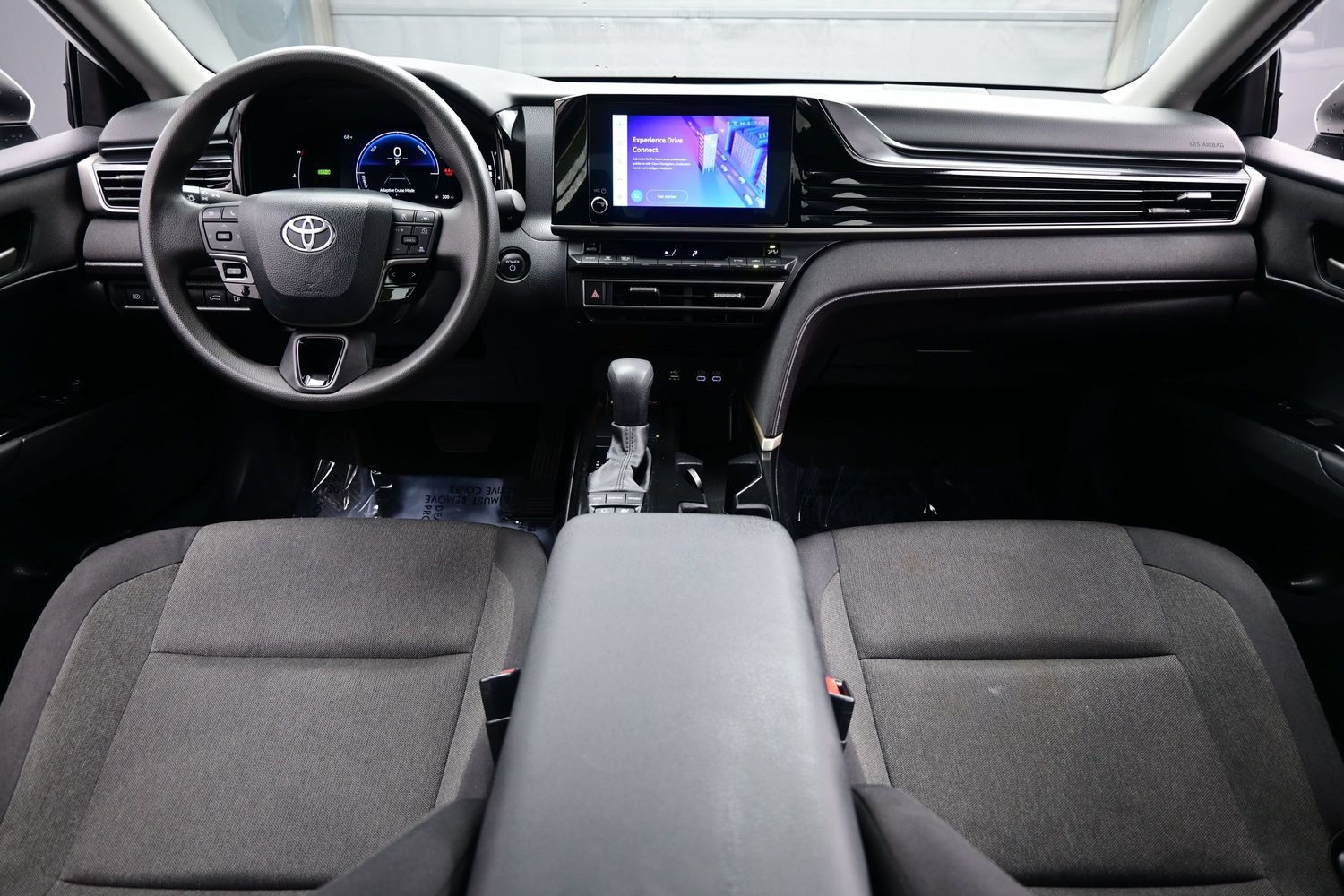 Used 2025 Toyota Camry LE FWD image 16