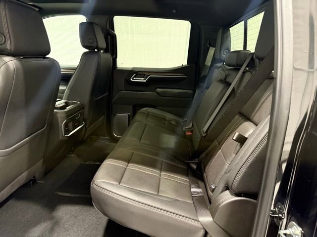 Used 2025 Chevrolet Silverado 1500 High Country w/ High Country Premium Package image 17