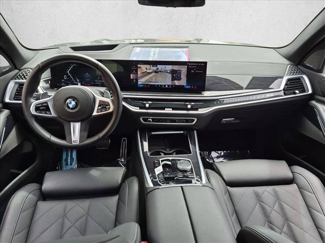 Used 2024 BMW X5 xDrive40i w/ M Sport Package AWD/4WD image 19