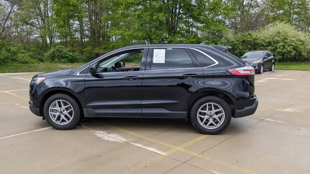 Used 2024 Ford Edge SEL w/ Convenience Package AWD/4WD image 6