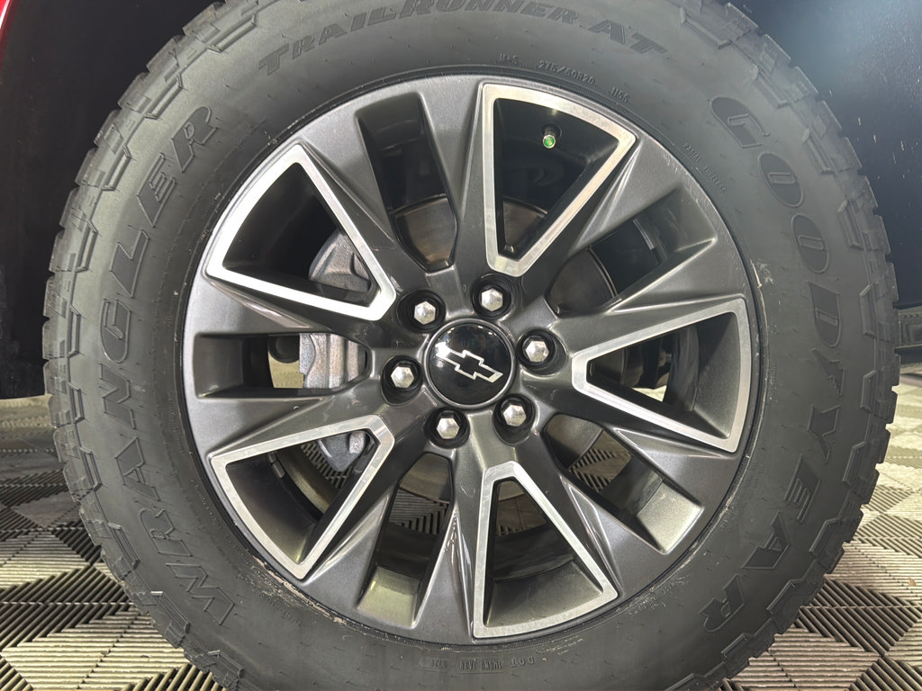 Used 2021 Chevrolet Tahoe Z71 AWD/4WD image 42