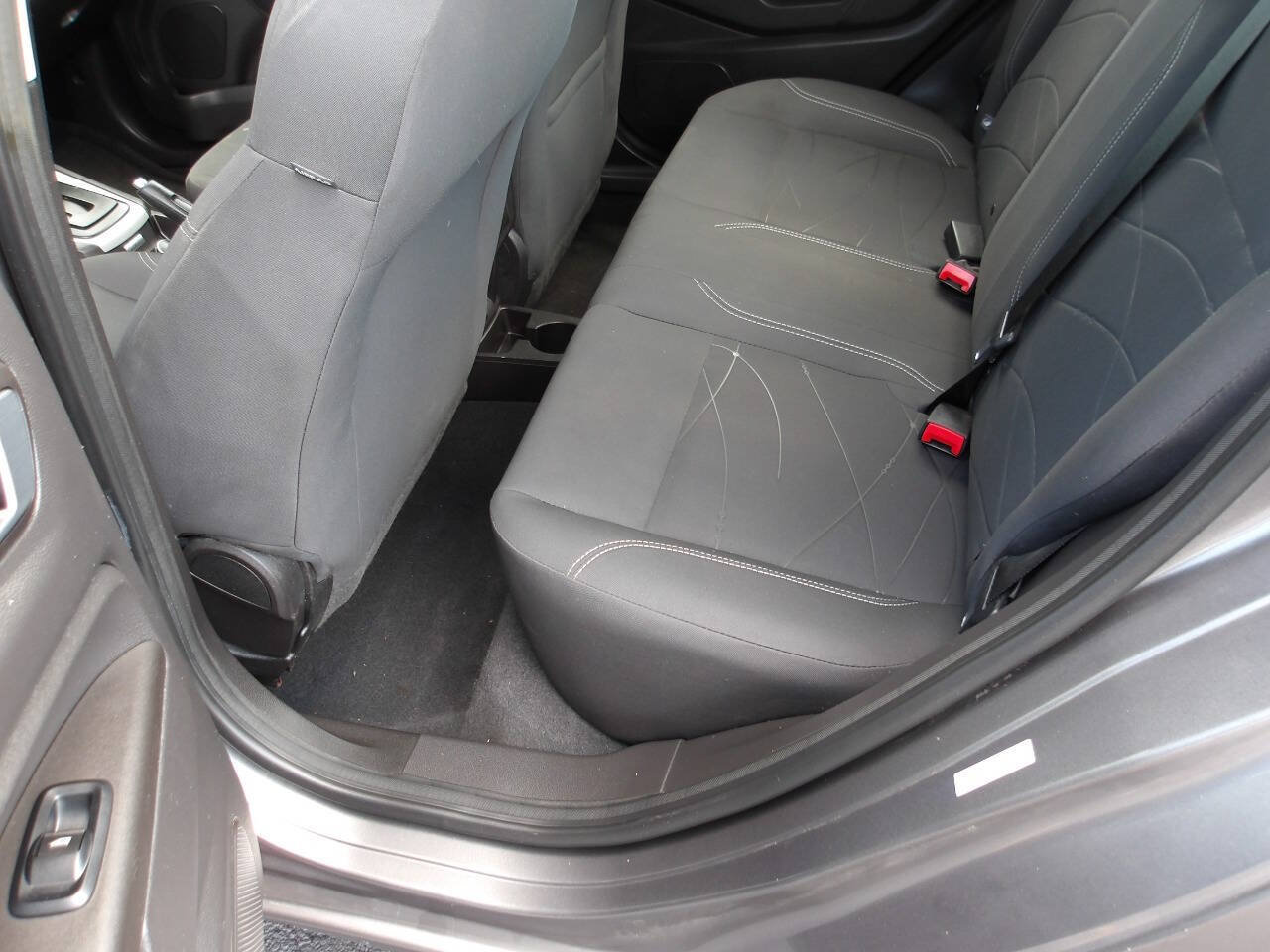 Used 2014 Ford Fiesta SE FWD image 20