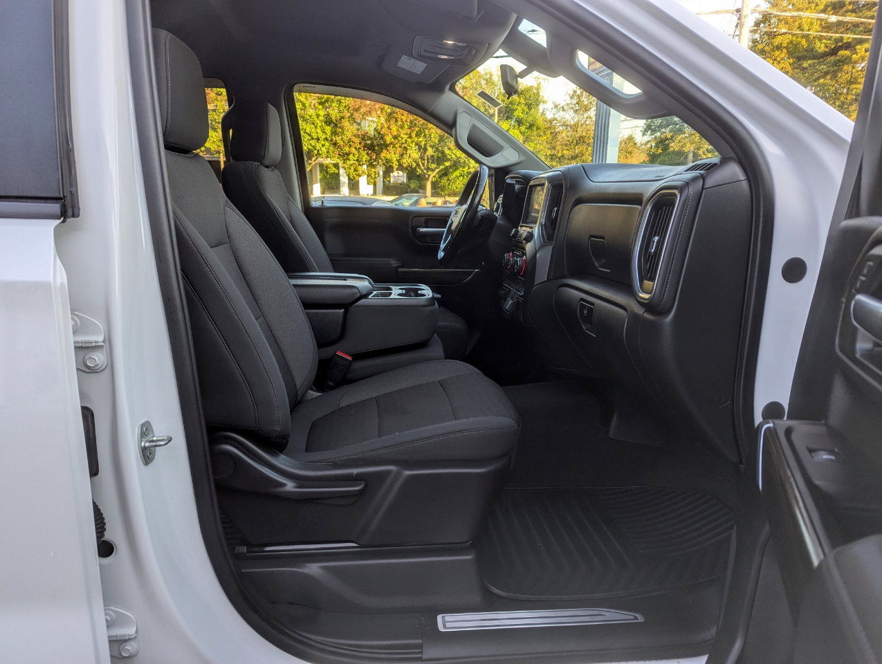 Used 2021 Chevrolet Silverado 1500 RST w/ Safety Package image 28