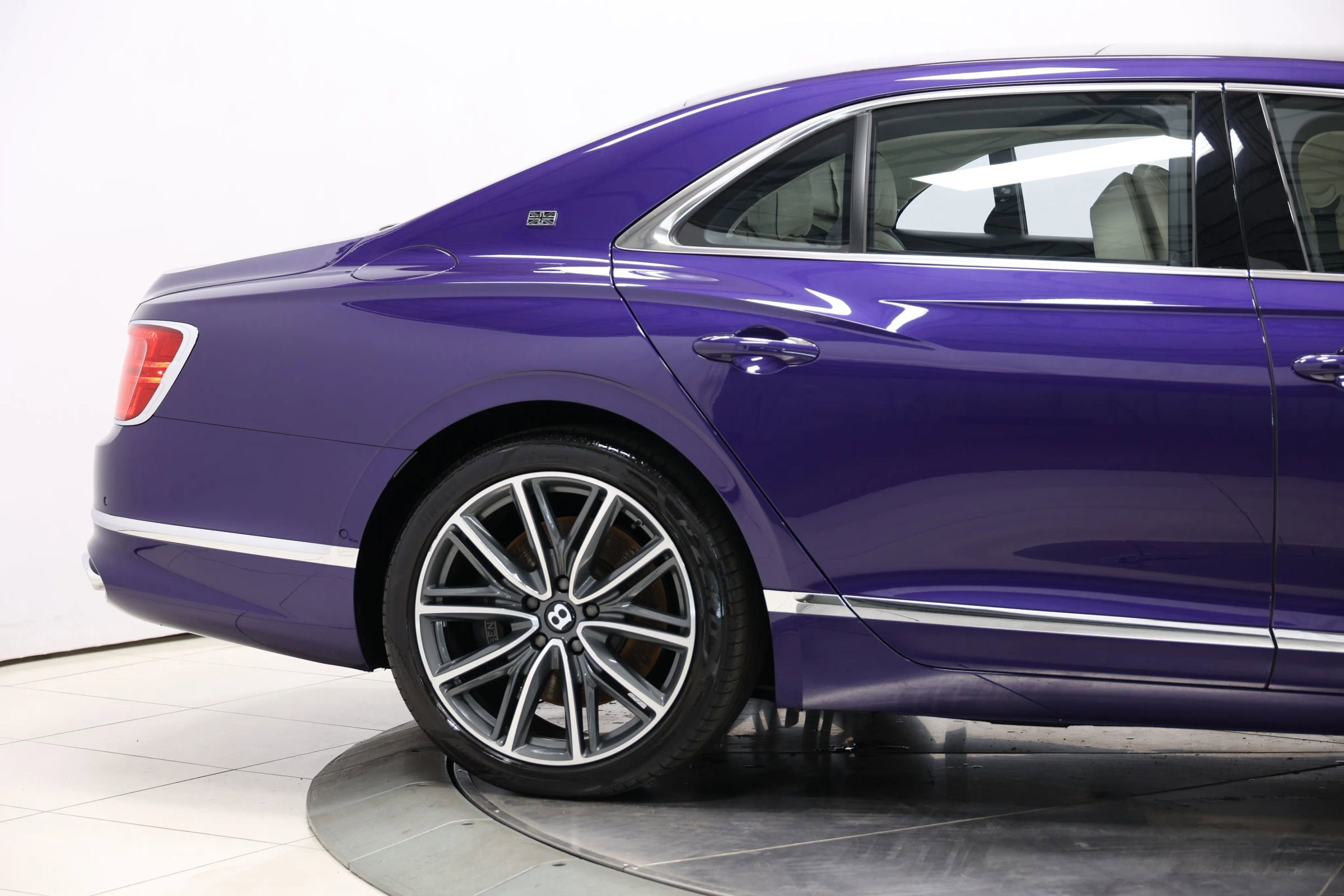 Used 2020 Bentley Flying Spur W12 w/ First Edition Specification image 84