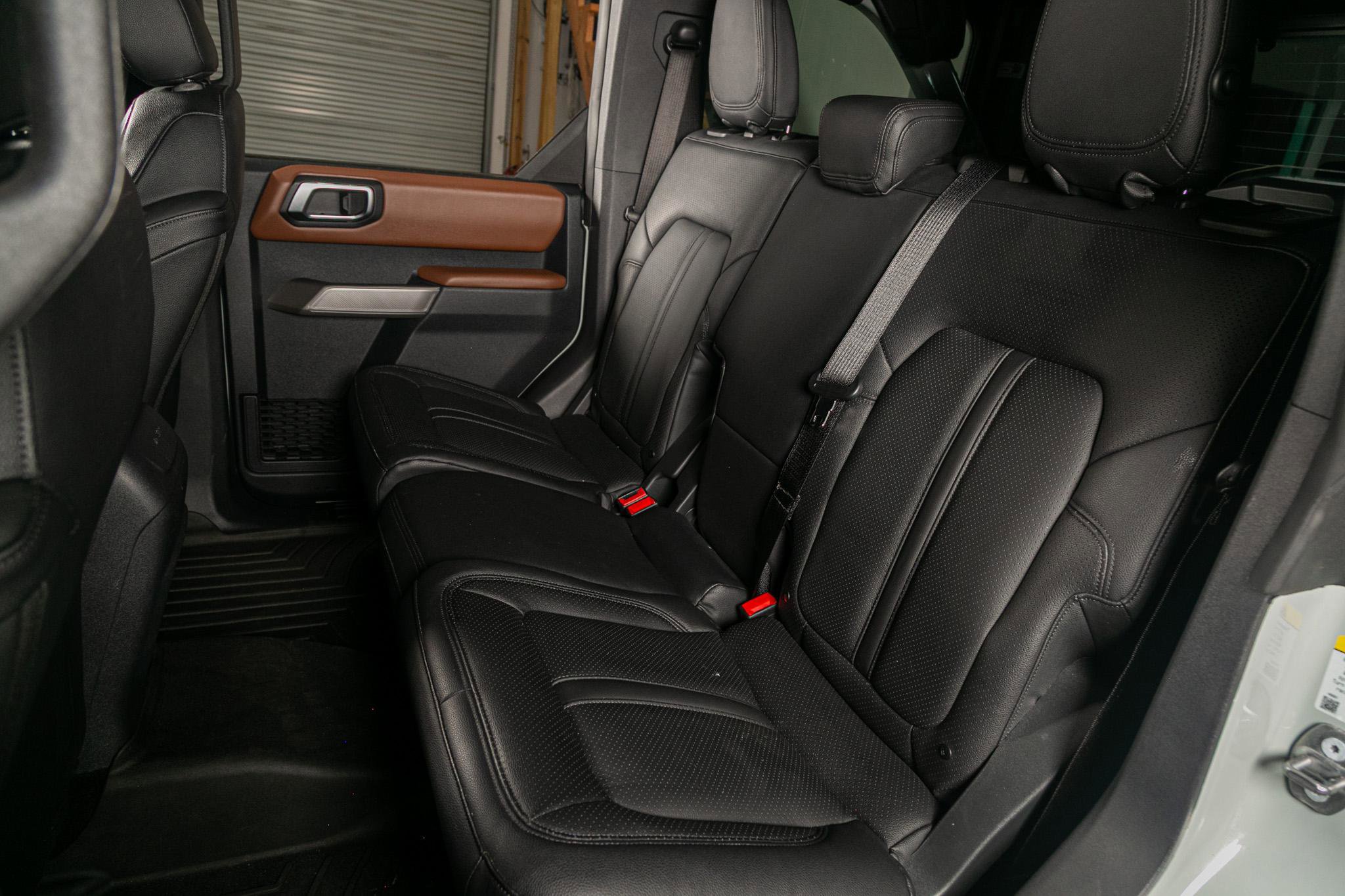 Used 2022 Ford Bronco Outer Banks w/ Sasquatch Package image 29