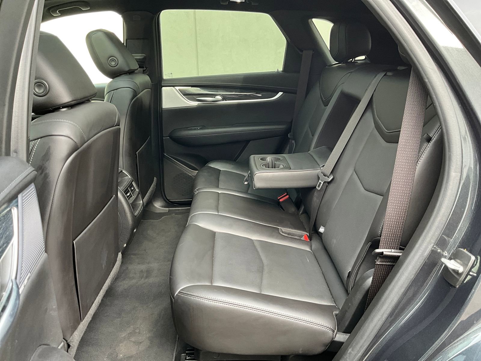 Certified 2022 Cadillac XT5 Premium Luxury image 9