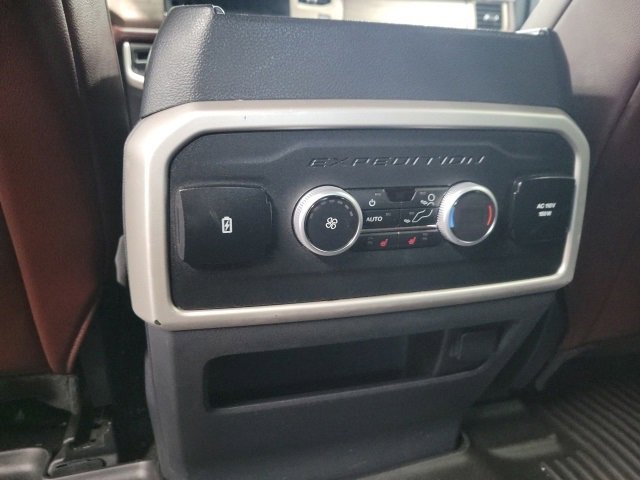 Used 2023 Ford Expedition Limited image 25