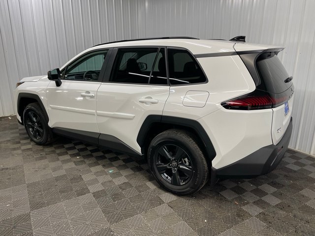 Used 2026 Toyota RAV4 LE AWD/4WD image 8