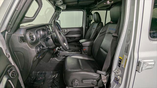 Used 2023 Jeep Wrangler Rubicon image 11