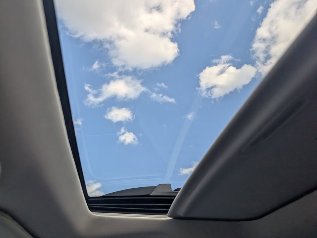 Used 2025 Subaru Outback Limited XT w/ Popular Package #2 image 24