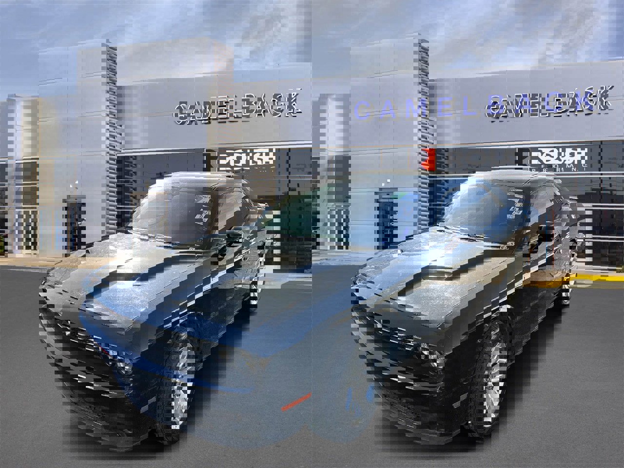 Used 2023 Dodge Challenger SXT image 11