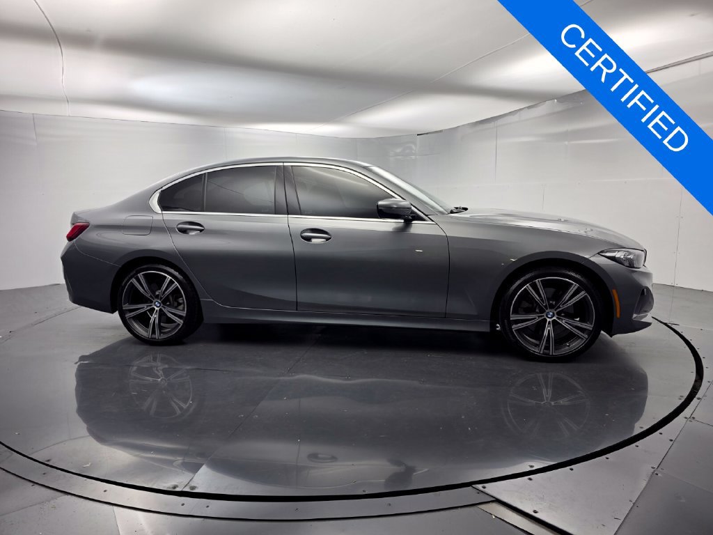 Certified 2024 BMW 330i Sedan w/ Convenience Package RWD image 3