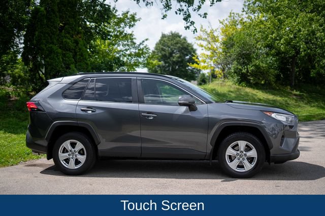 Used 2019 Toyota RAV4 XLE w/ Convenience Package AWD/4WD image 4