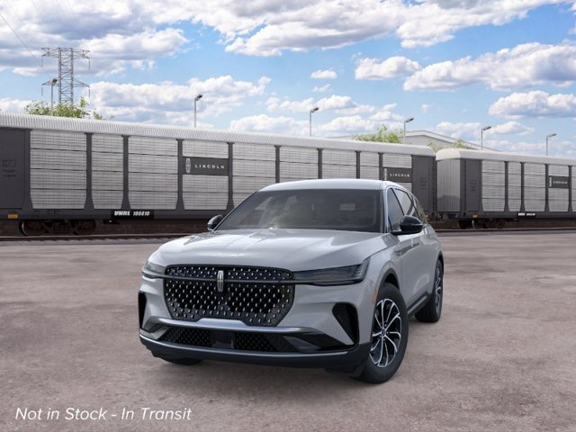 New 2026 Lincoln Nautilus Premier AWD/4WD image 2