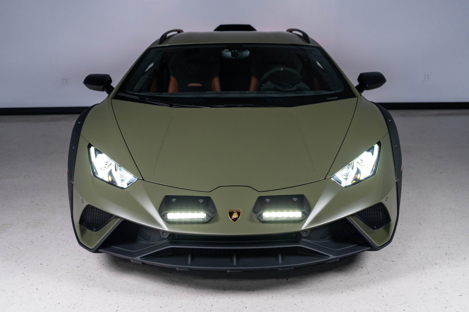 Used 2024 Lamborghini Huracan Sterrato AWD/4WD image 47