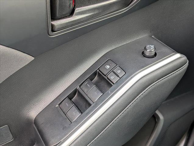 Used 2023 Toyota Highlander LE image 27
