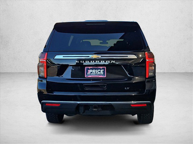 Used 2022 Chevrolet Suburban LT AWD/4WD image 6