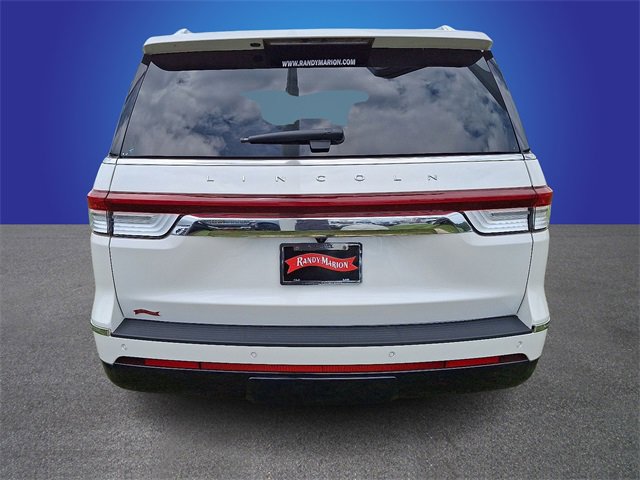 Used 2024 Lincoln Navigator Reserve image 6