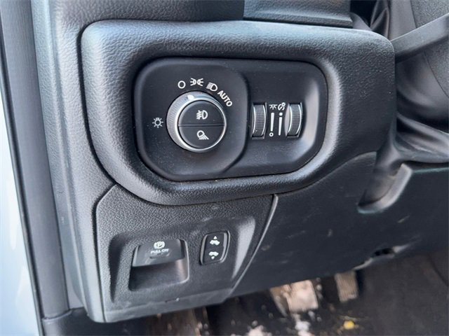 Used 2025 RAM 1500 Laramie image 14