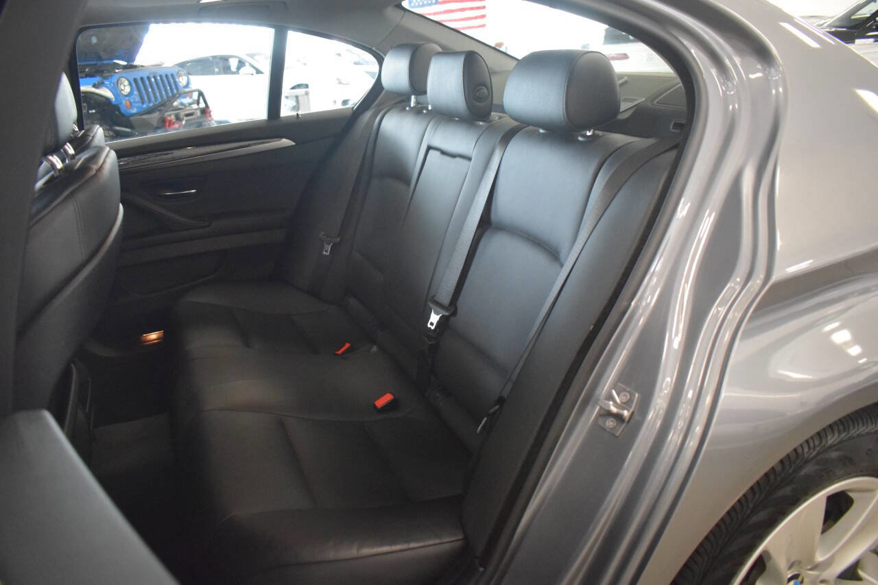 Used 2012 BMW 528i Sedan RWD image 59