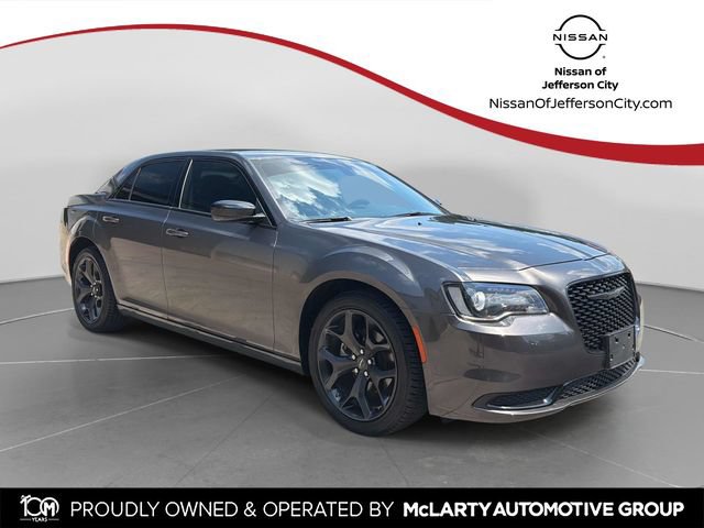 Used 2023 Chrysler 300 Touring w/ Sport Appearance Package RWD image 1