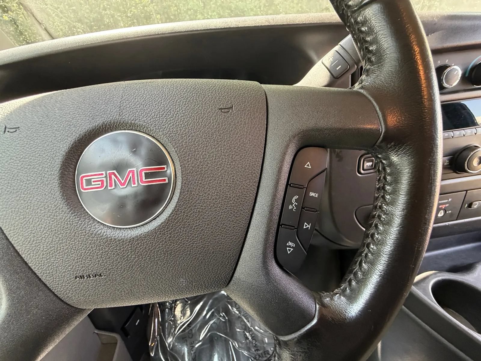 Used 2023 GMC Savana 2500 Extended w/ Driver Convenience Package RWD image 20