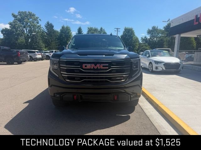 Used 2024 GMC Sierra 1500 AT4 w/ Technology Package AWD/4WD image 3
