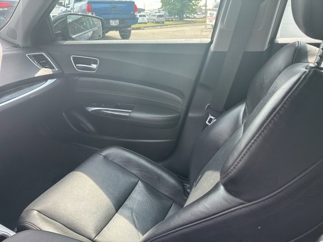 Used 2018 Acura TLX w/ Technology Package image 16