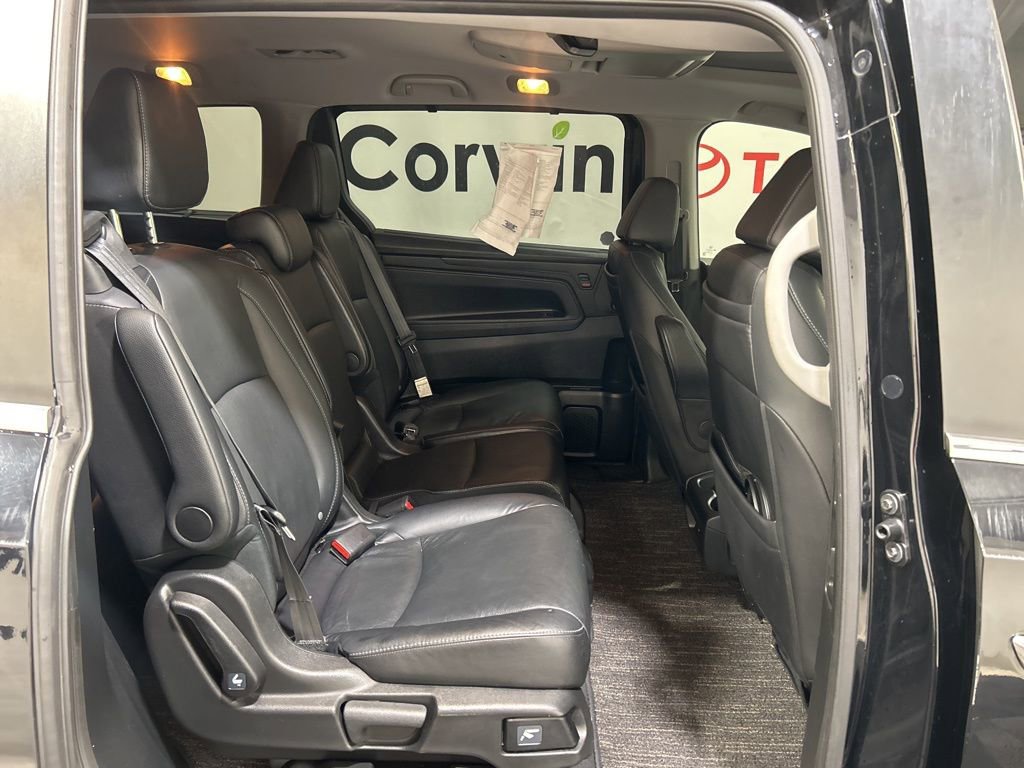 Used 2022 Honda Odyssey Touring image 16