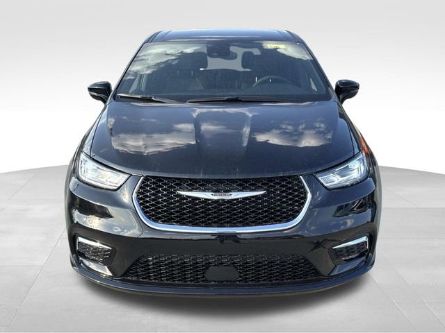 New 2026 Chrysler Pacifica Select FWD video 2