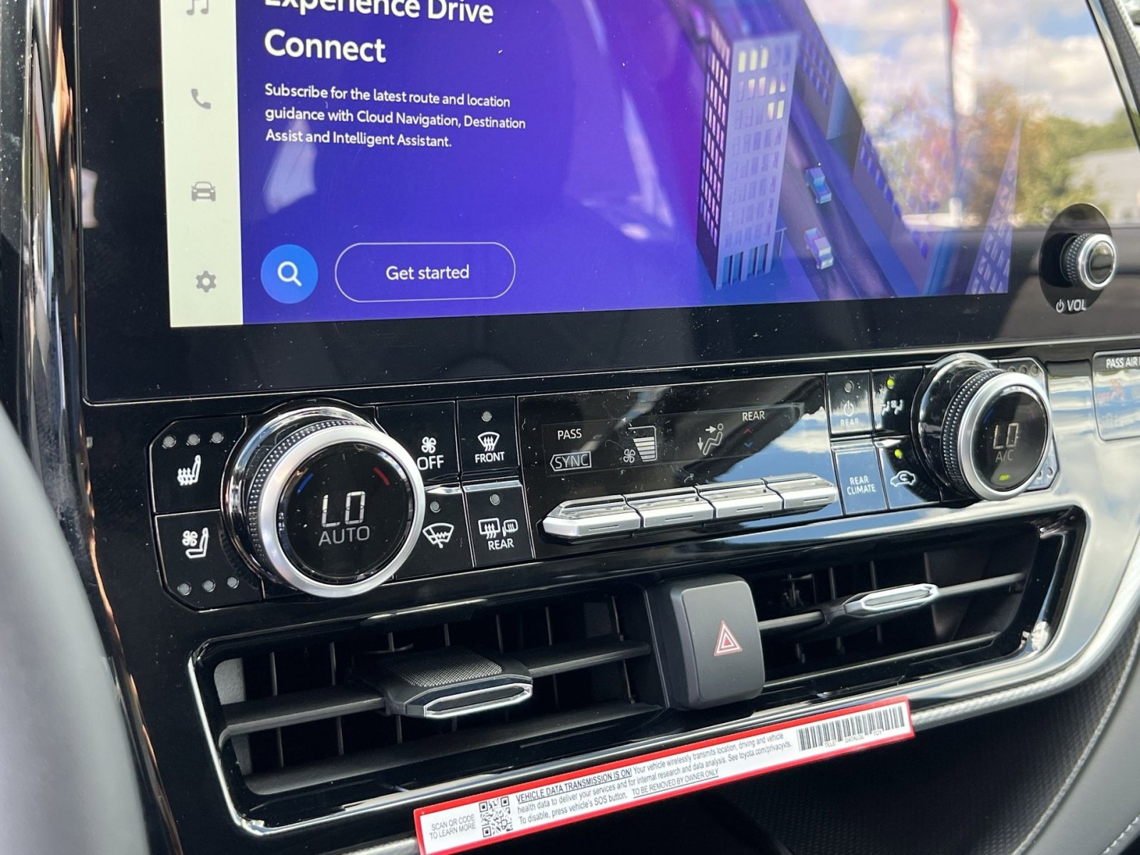 New 2025 Toyota Highlander Platinum image 16