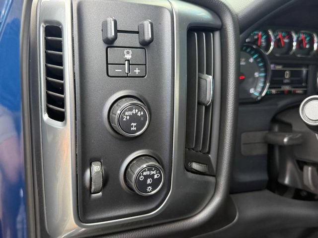 Used 2017 Chevrolet Silverado 1500 LT w/ All Star Edition AWD/4WD image 18