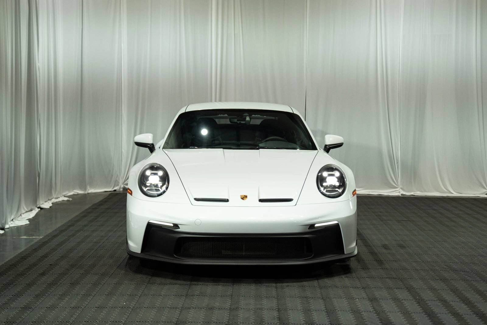 Used 2023 Porsche 911 GT3 RWD image 3