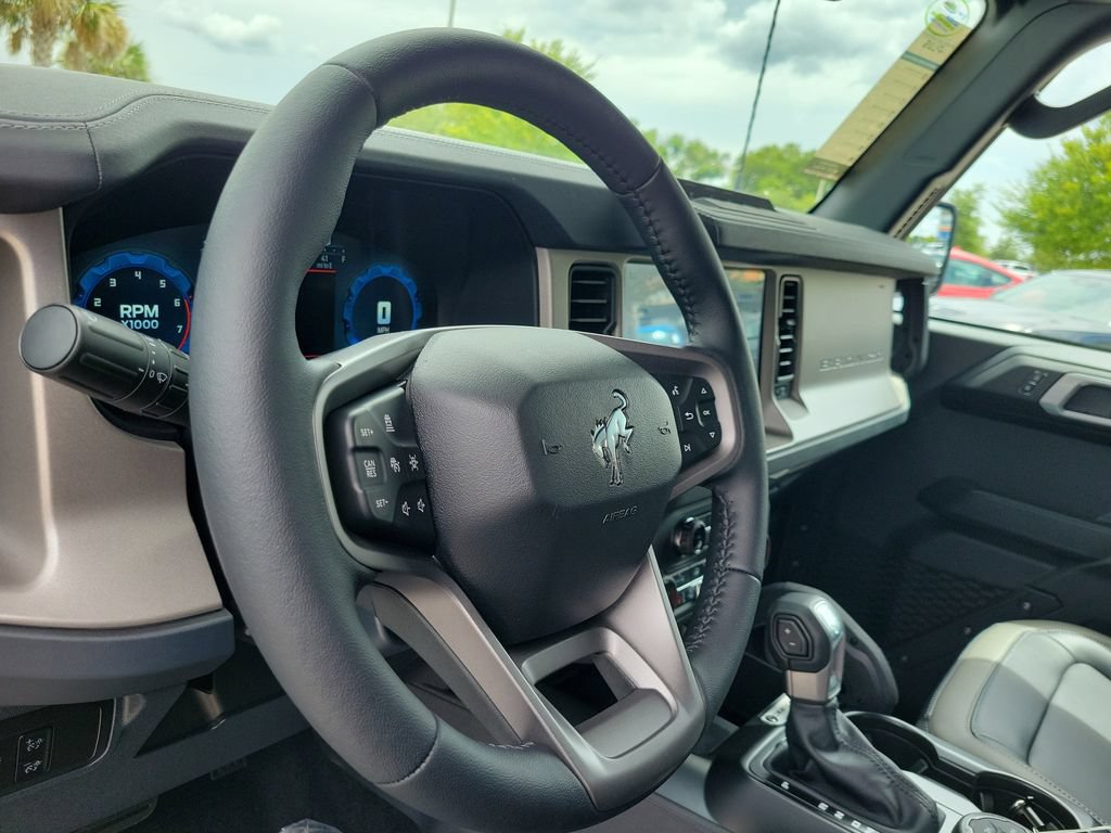 New 2026 Ford Bronco Outer Banks w/ Sasquatch Package AWD/4WD image 14