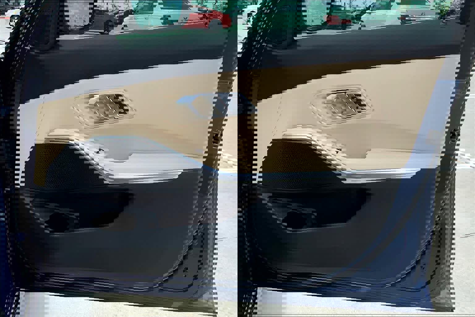 Used 2021 BMW 330i Sedan w/ Premium Package image 51