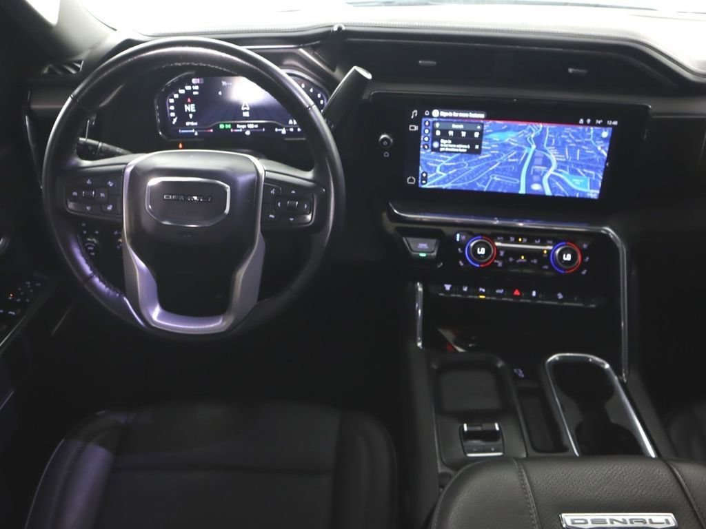 Used 2025 GMC Sierra 3500 Denali image 24