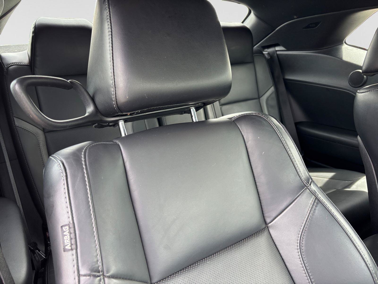 Used 2015 Dodge Challenger R/T Plus RWD image 45