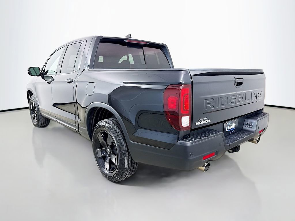 Used 2025 Honda Ridgeline Black Edition image 5