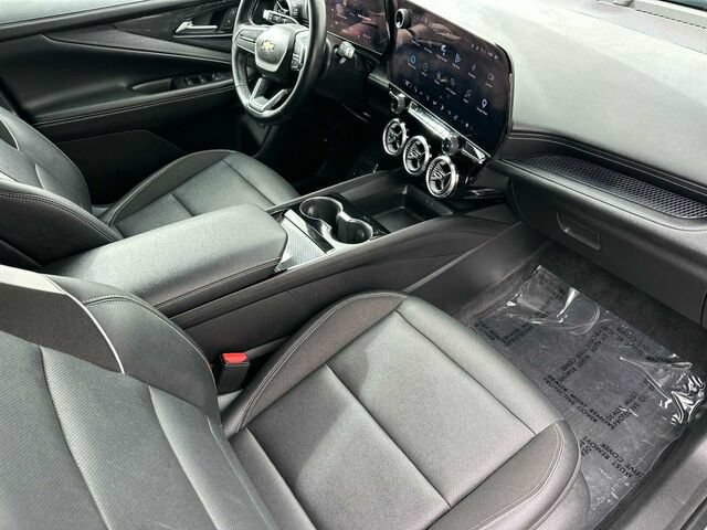 Used 2024 Chevrolet Blazer EV LT AWD/4WD image 19