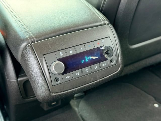 Used 2015 Chevrolet Traverse LT FWD image 23