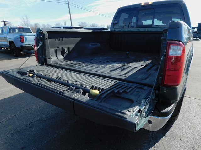 Used 2010 Ford F250 Lariat image 11