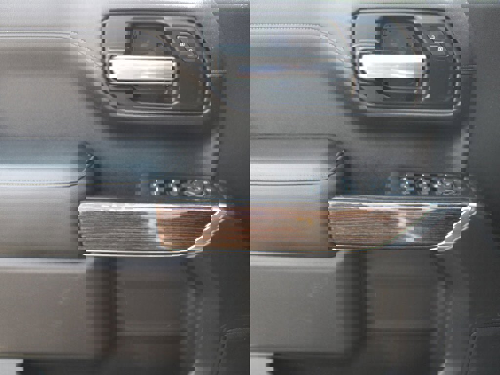 Used 2020 GMC Sierra 1500 Elevation w/ Elevation Value Package image 26