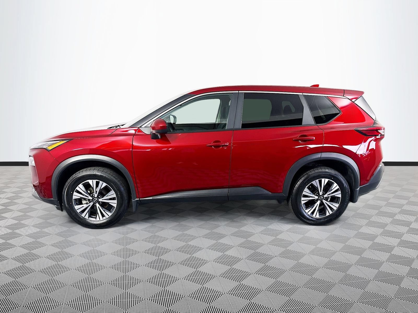 Used 2023 Nissan Rogue SV AWD/4WD image 4
